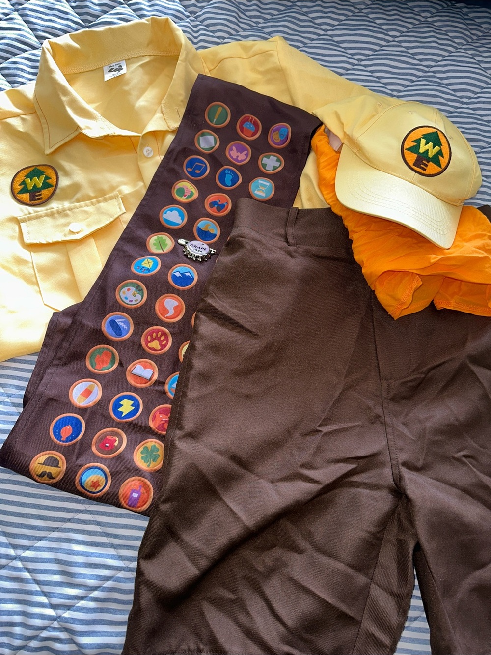 Russell UP Wilderness Explorer Scout Costume Set adult XS